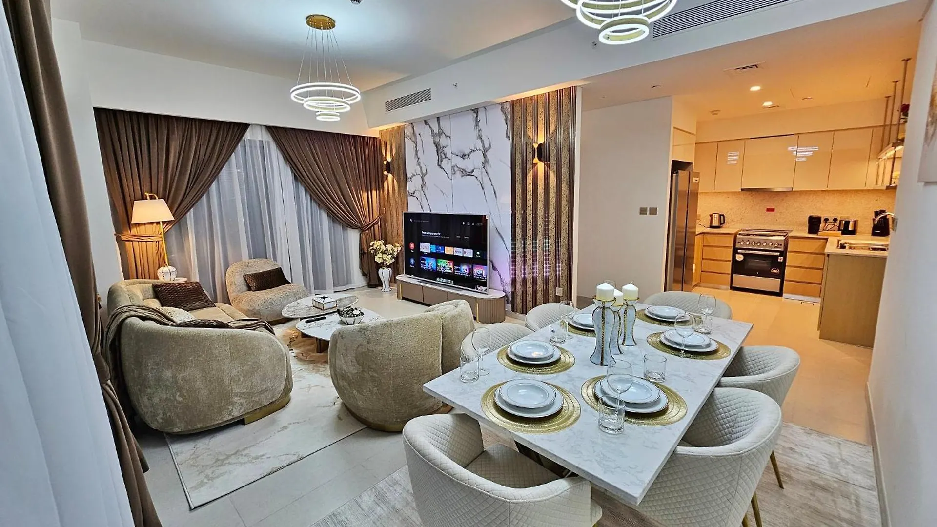 Luxurious 3 Bedroom With Full Burj Khalifa Led And Full Fountain Views 3 Mint Walk To Dubai Mall 0*,  United Arab Emirates