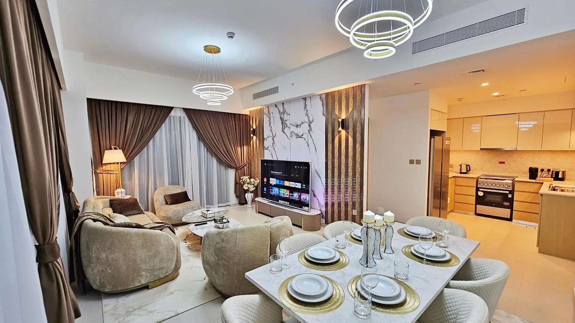 Luxurious 3 Bedroom With Full Burj Khalifa Led And Full Fountain Views 3 Mint Walk To Dubai Mall 0*,